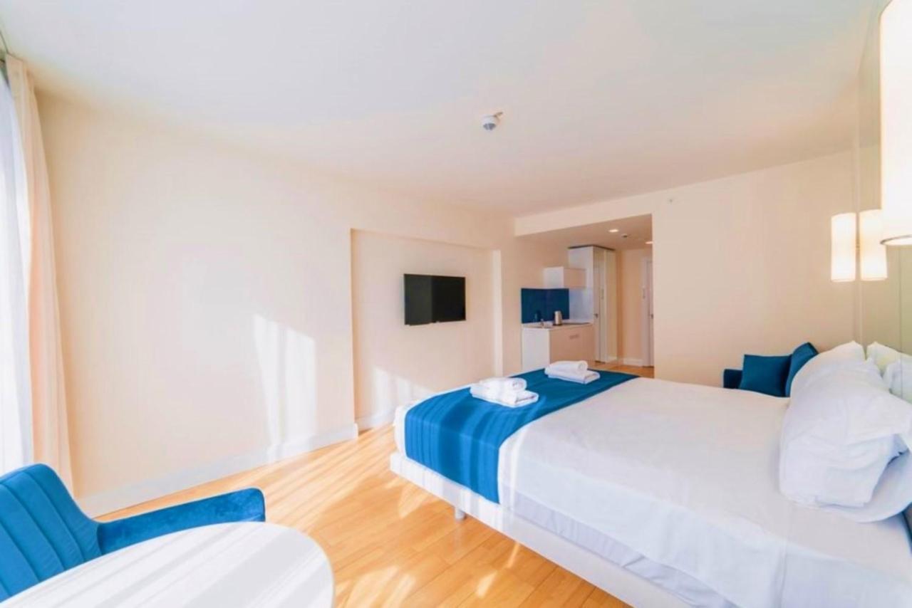 Orbi Twin Towers Aparthotel With Sea View Batoumi Extérieur photo