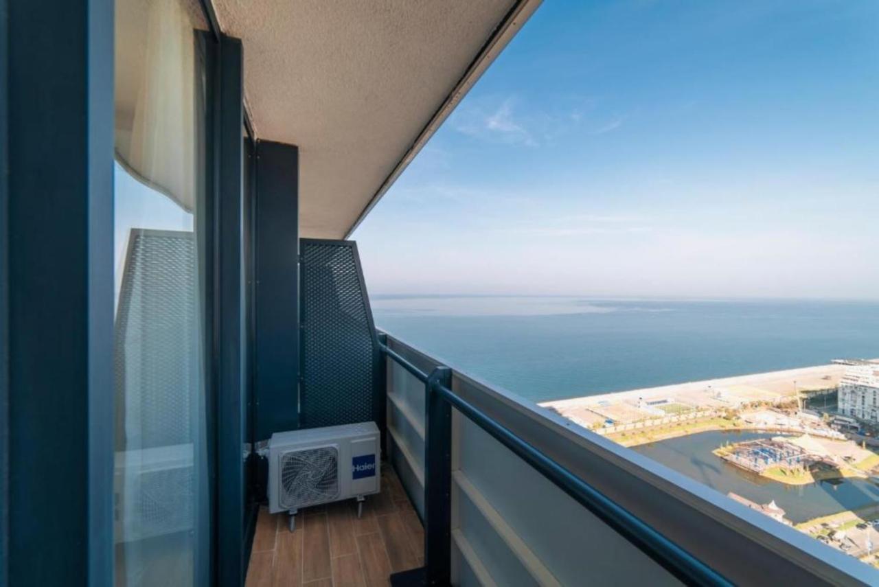 Orbi Twin Towers Aparthotel With Sea View Batoumi Extérieur photo