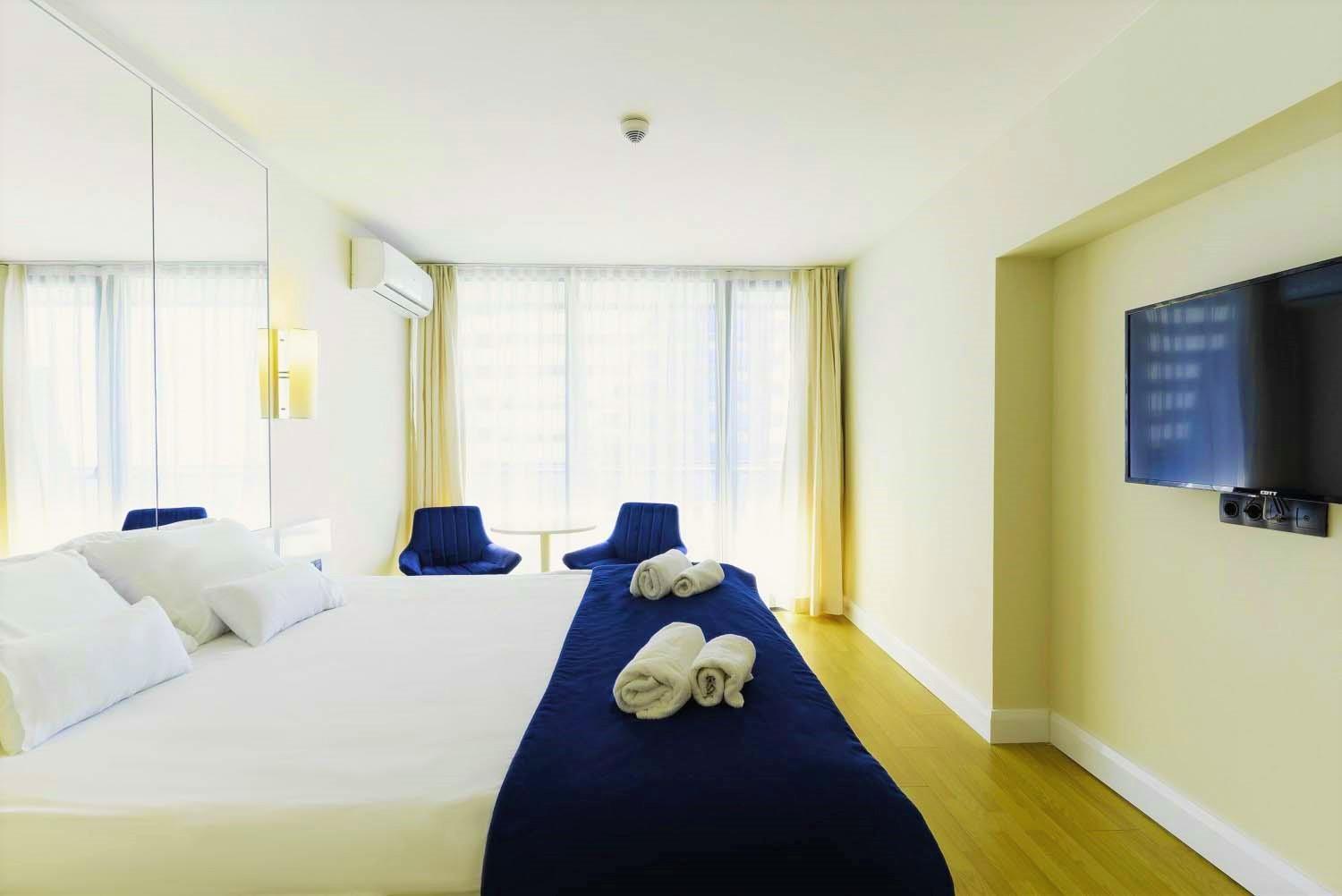 Orbi Twin Towers Aparthotel With Sea View Batoumi Extérieur photo