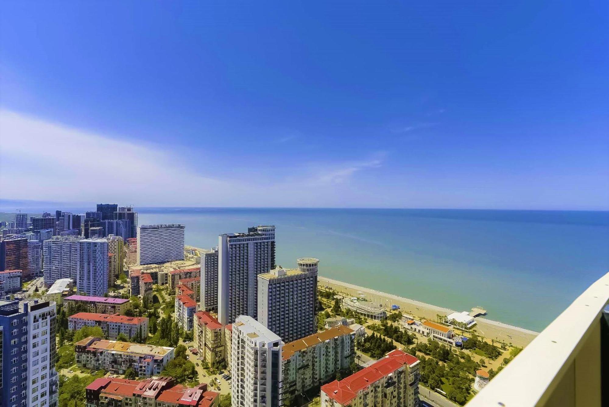 Orbi Twin Towers Aparthotel With Sea View Batoumi Extérieur photo
