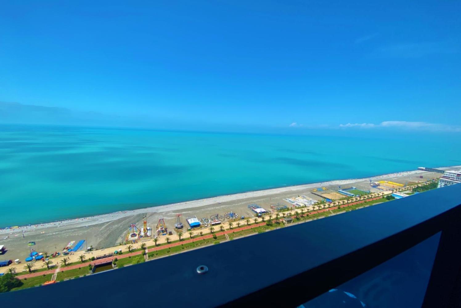 Orbi Twin Towers Aparthotel With Sea View Batoumi Extérieur photo